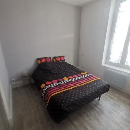 Appartement Avec Terrasse Vichy Buitenkant foto